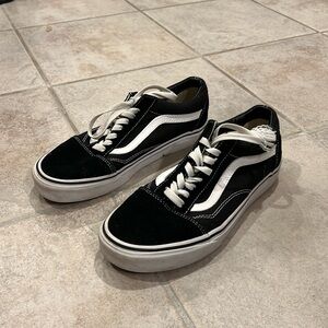 Black vans